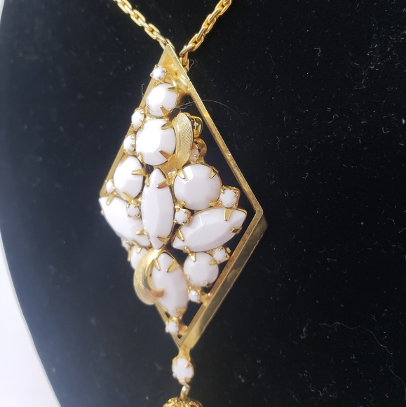 Alice Caviness Necklace Vintage Gold White Tassel - Picture 4 of 8
